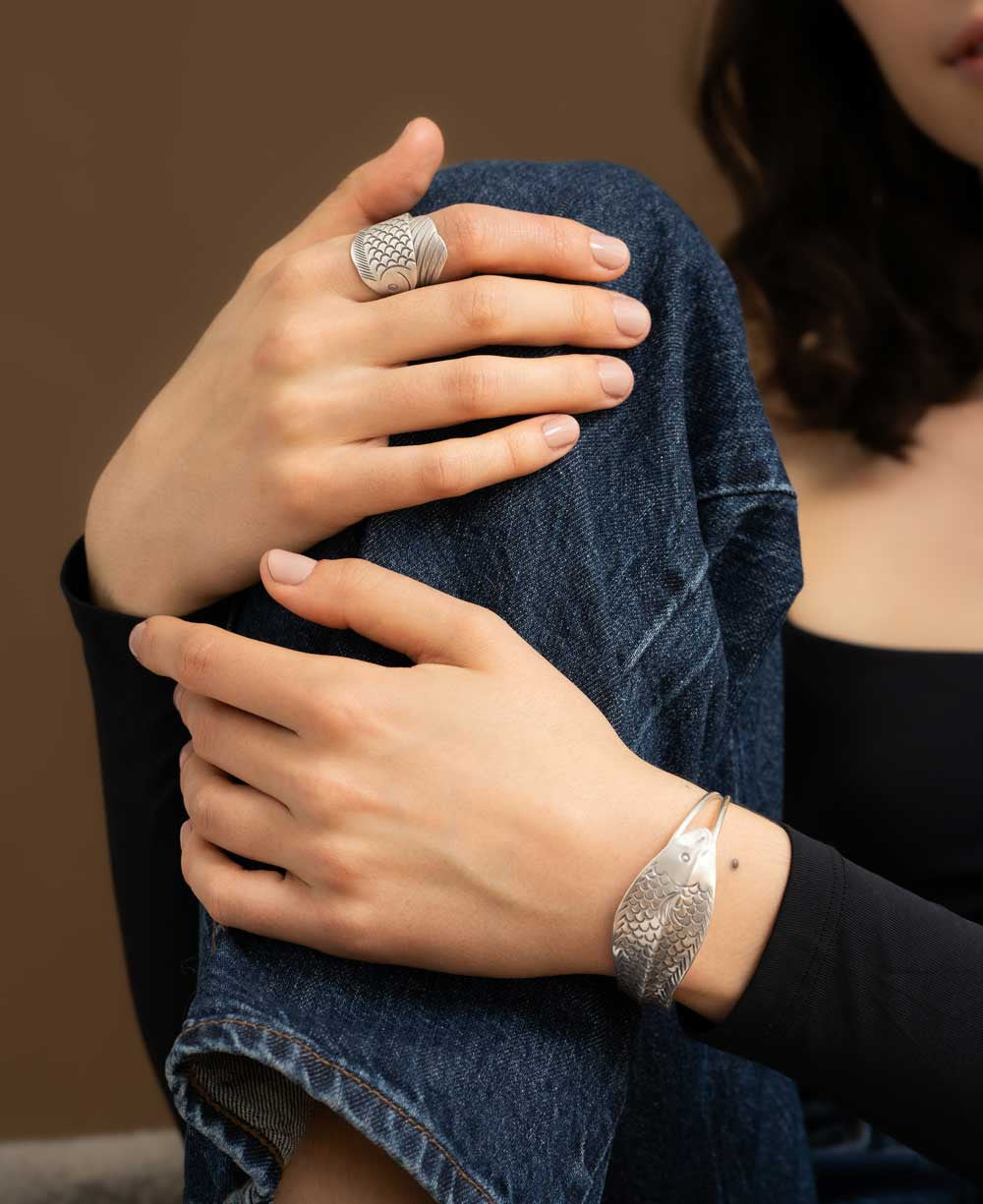 Fish-Wrap Scale-Textured Silver Band Ring