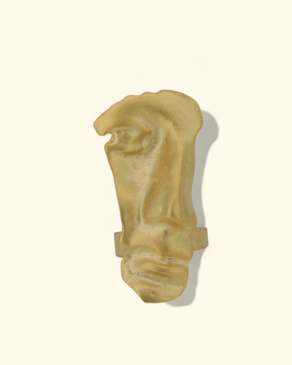 Sculpted Face Ring in Matte Gold