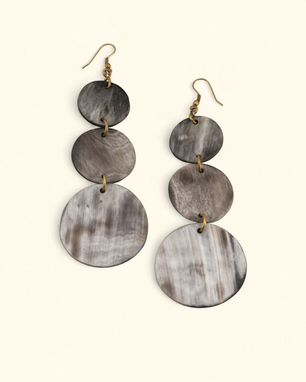 Graduated Horn Disc Drop Earrings