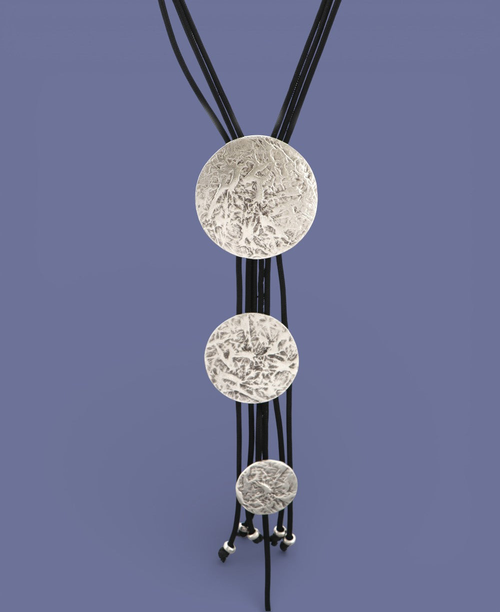 Graduated Hammered Disc Cord Necklace