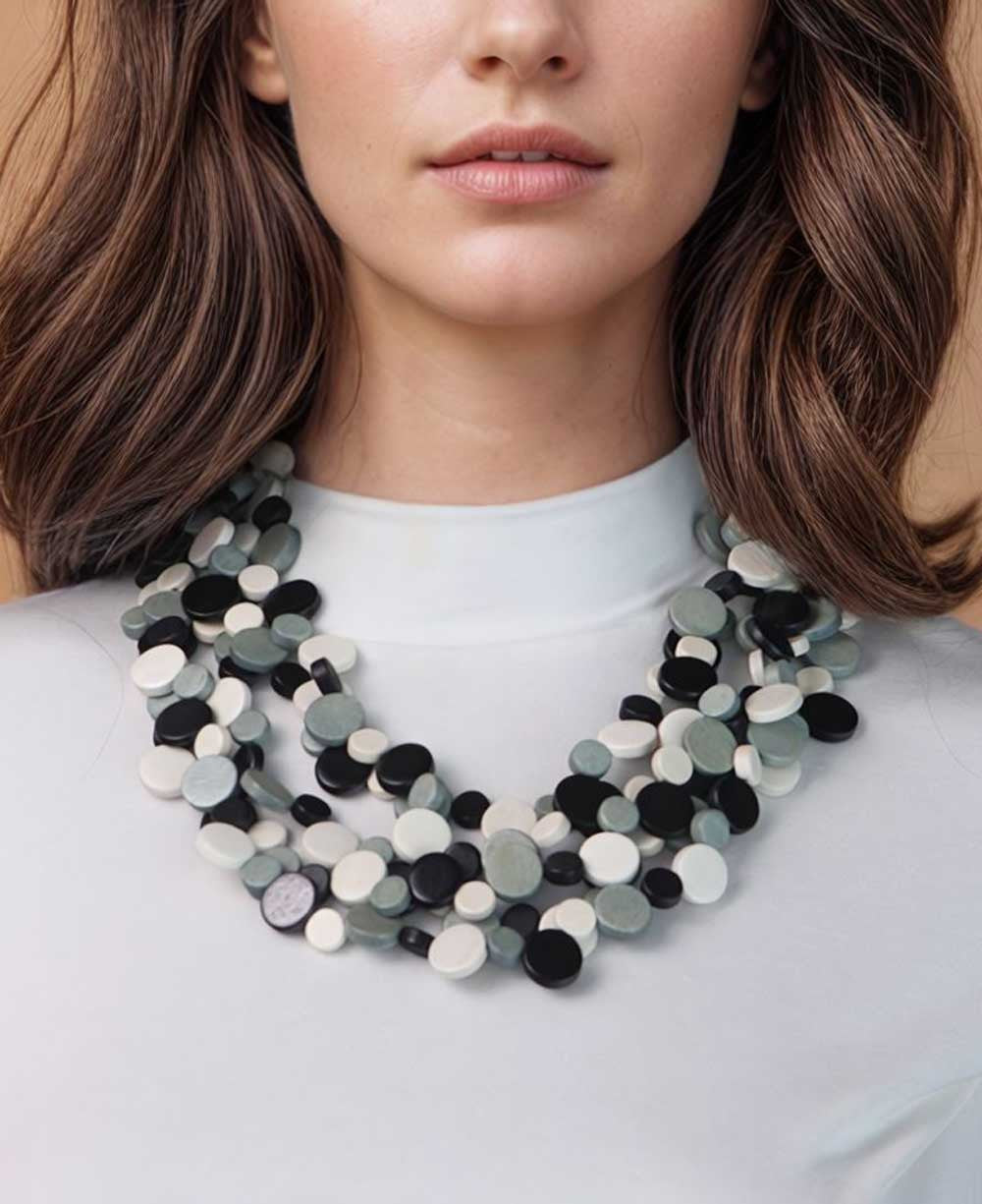 Layered Wood Disc Collar in Black, Gray and Cream