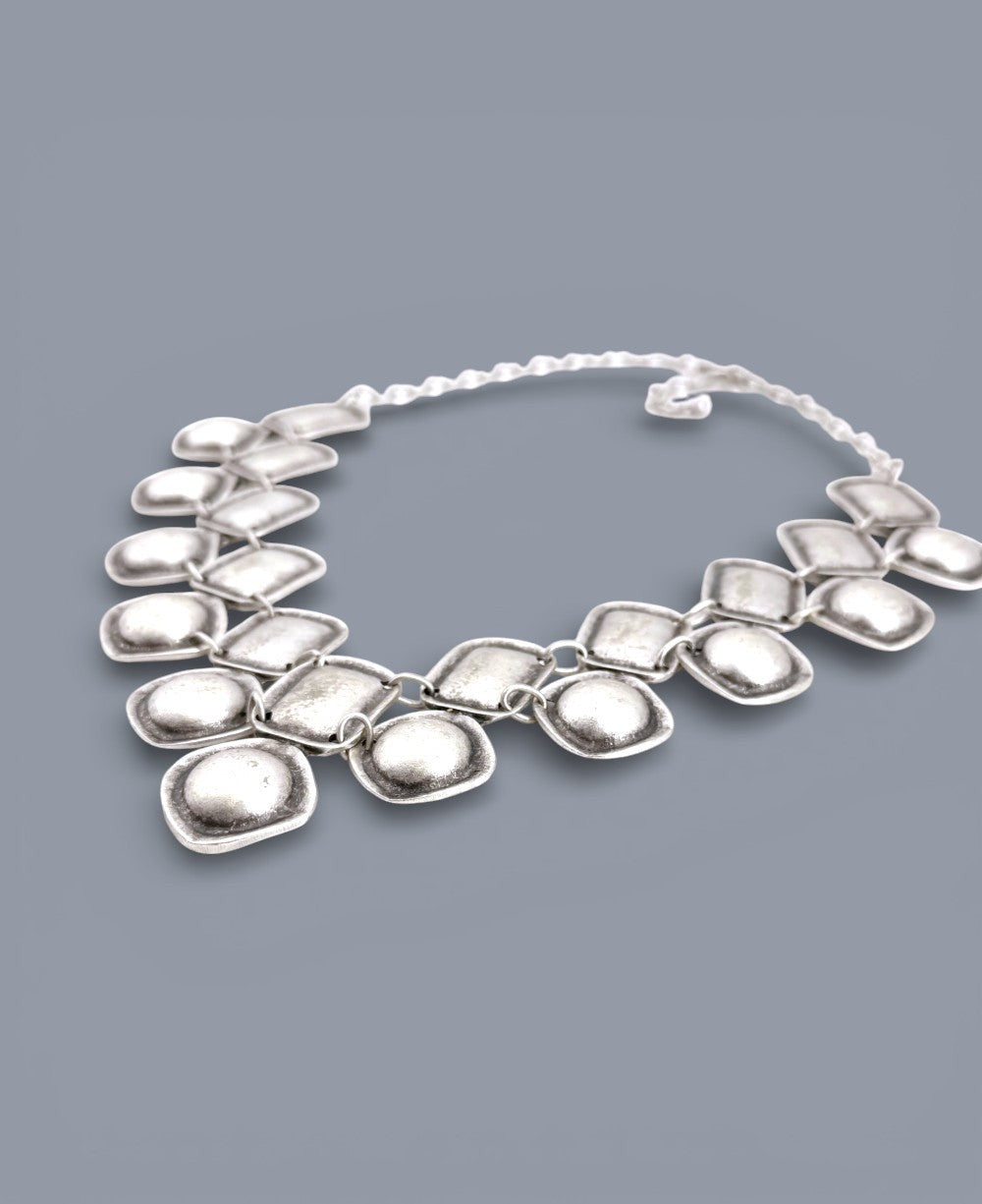 Two-Row Disc Collar in Matte Silver