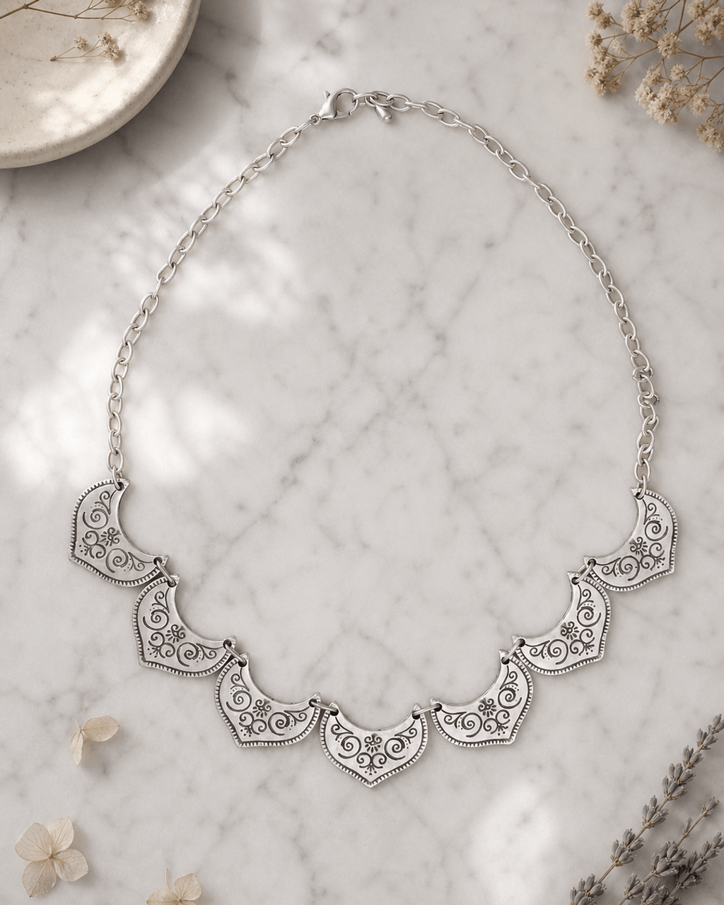 Scalloped Fan-Plate Bib Necklace